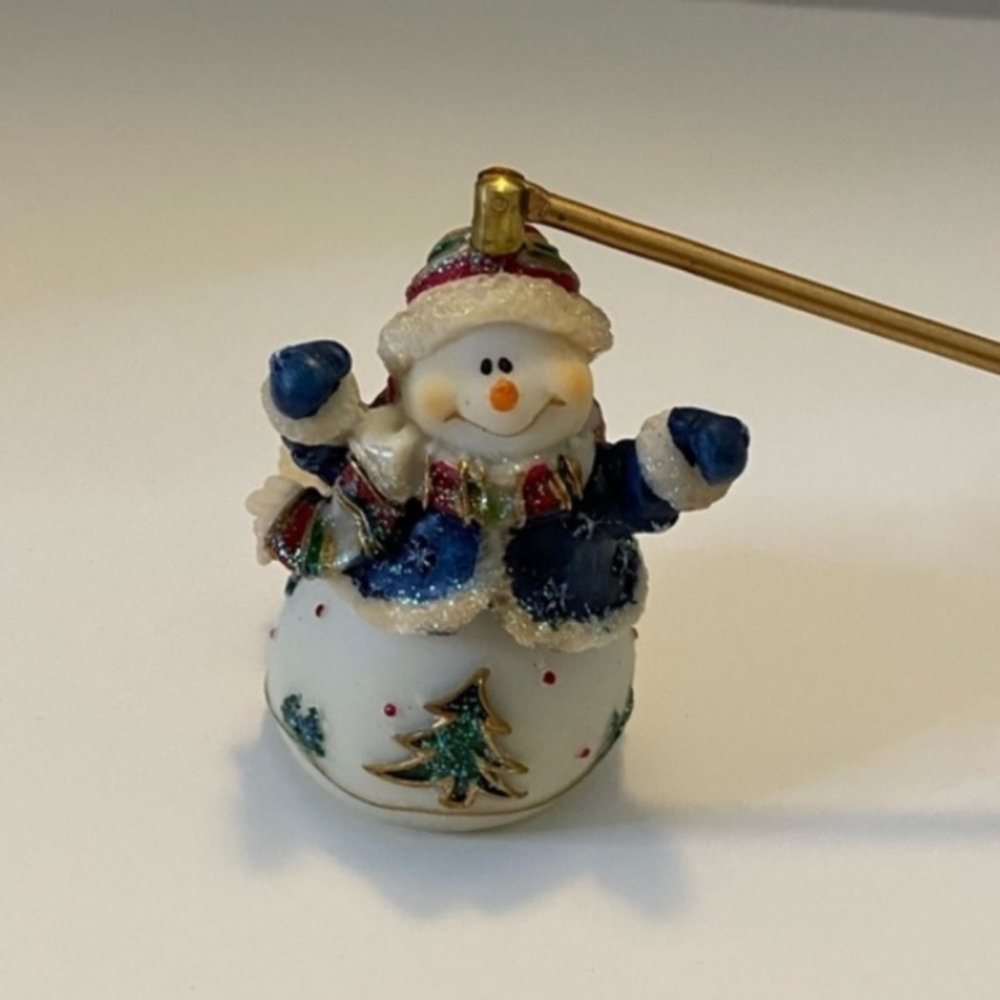 CANDLE SNUFFER